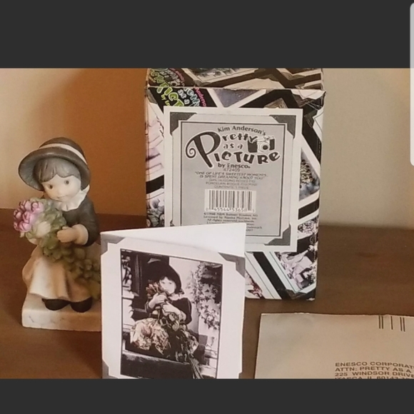 Pretty As A Picture One Of Lifes Sweetest Moments Spent Dreaming Enesco 47240 - Picture 9 of 12